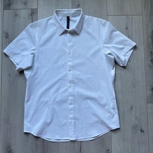 Lululemon Airing Easy Short-Sleeve Shirt, Size XL